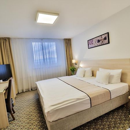 Hotel Metropol Spišská Nová Ves Exterior foto
