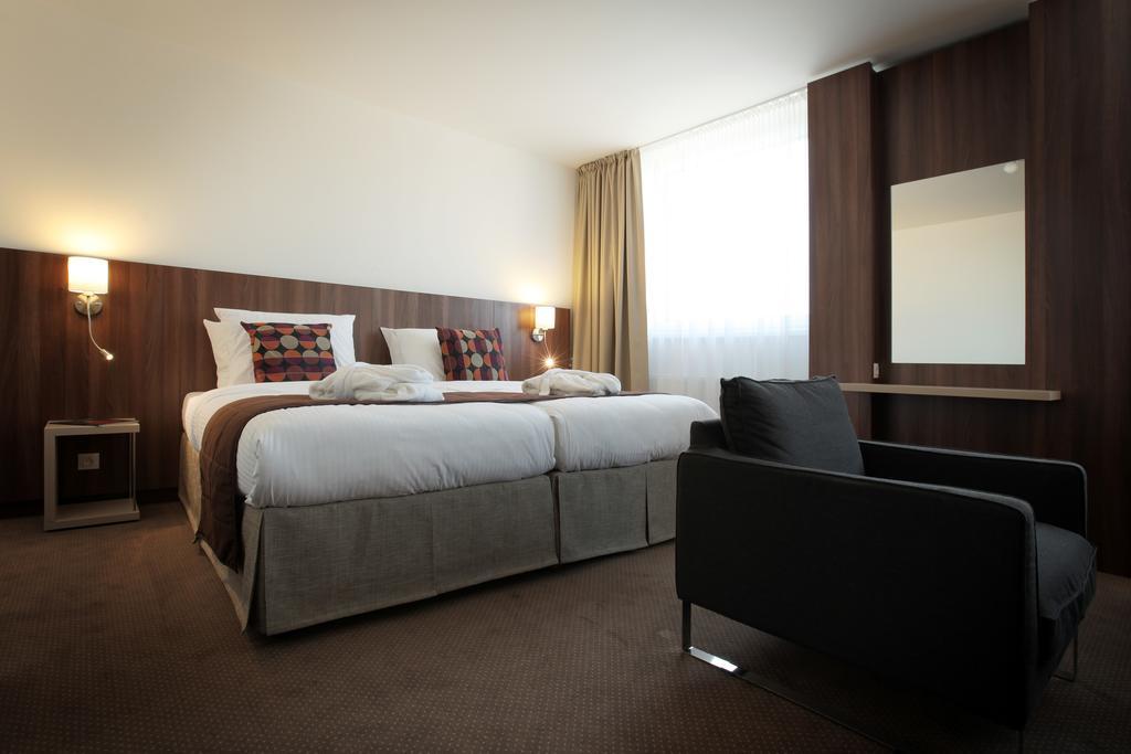 Hotel Metropol Spišská Nová Ves Quarto foto