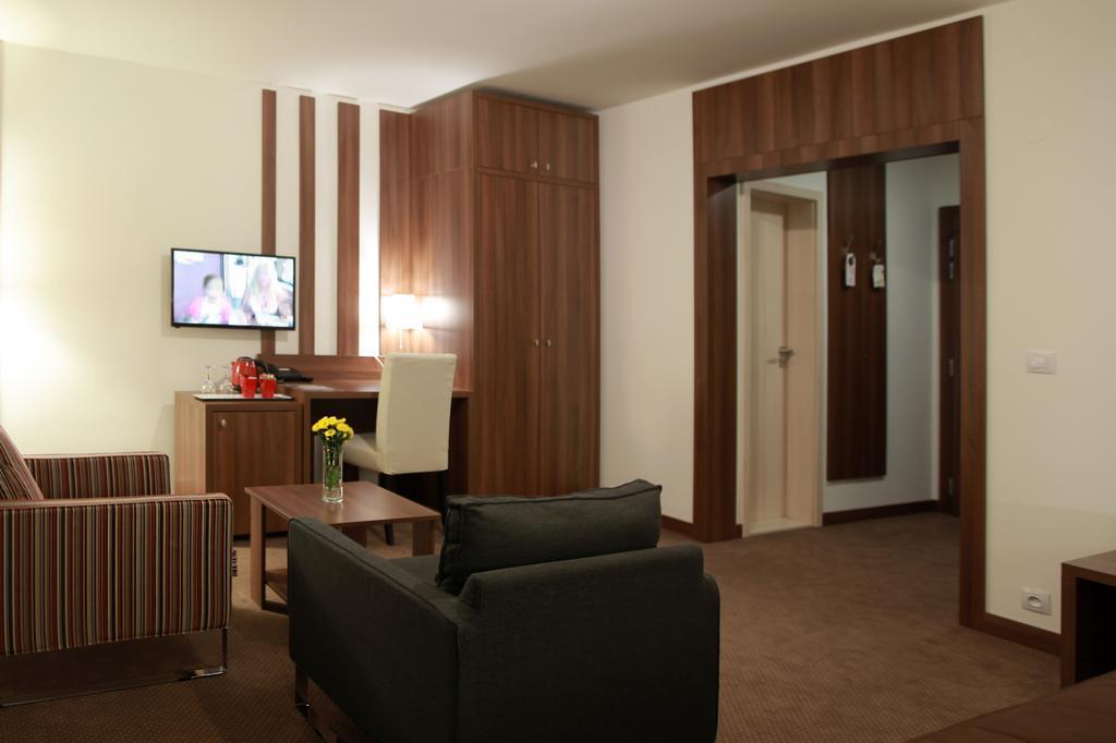 Hotel Metropol Spišská Nová Ves Quarto foto